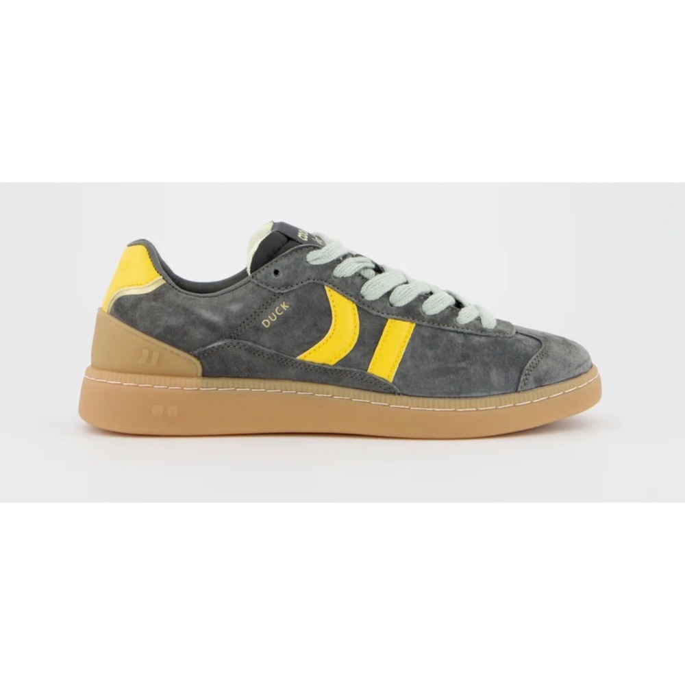 Coolway Duck Mens 8 Grey Suede Low Top Sneakers Yellow Accents Gum Sole Retro